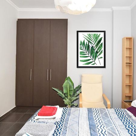 Modern Apartment In The Heart Of The City Larissa Esterno foto