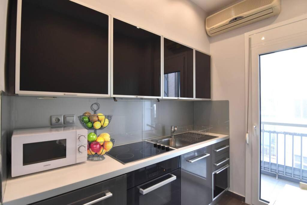 Modern Apartment In The Heart Of The City Larissa Esterno foto